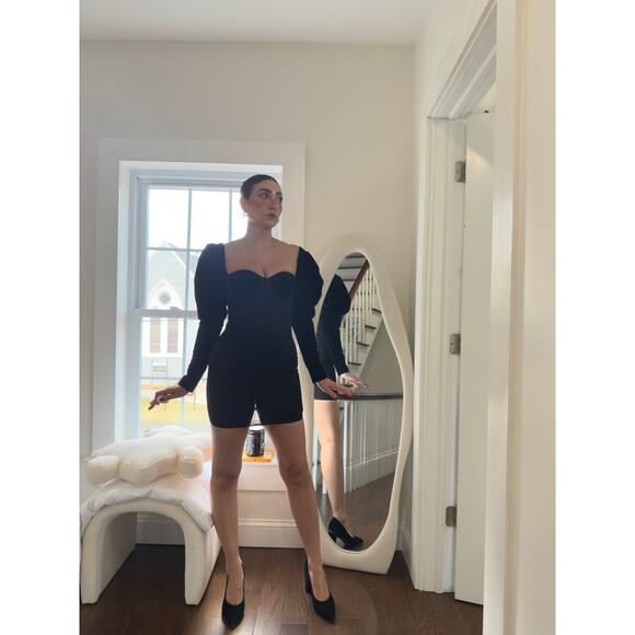 guilty of glam Dresses & Skirts - Guilty of Glam Black Velvet Puff-Sleeve Mini Dress (XS)